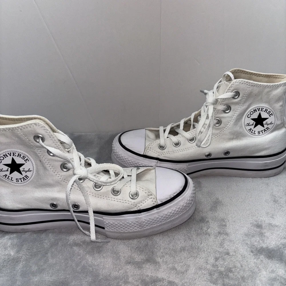 Converse Chuck Taylor All Star Platform High White Womens - Size 6.5